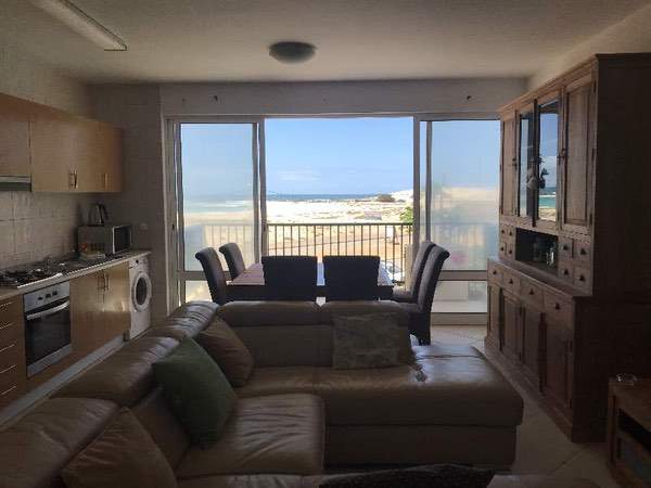  VC055 living dining area 