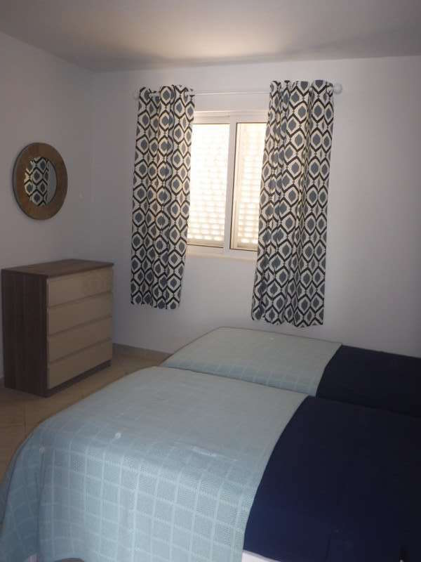  VC084 twin bedroom 2 