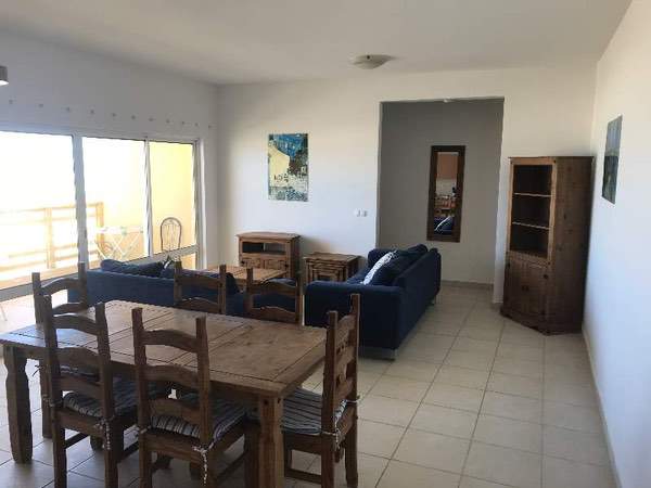  VC087 Large living dining area 