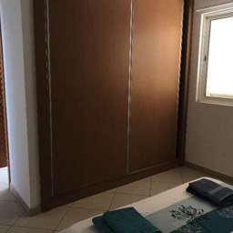 VC027 bedroom 2 storage