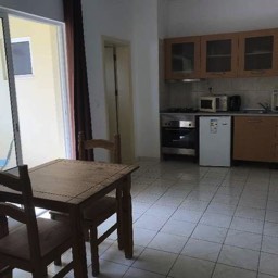 Vc136-Kitchen/Dining area